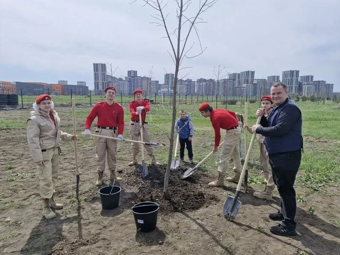 75f17a81-b369-47ee-b5bb-8abf58358fda